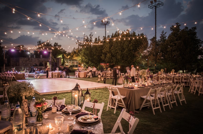  Five Types of Entertainment You Can (and Should) Book for Your Wedding