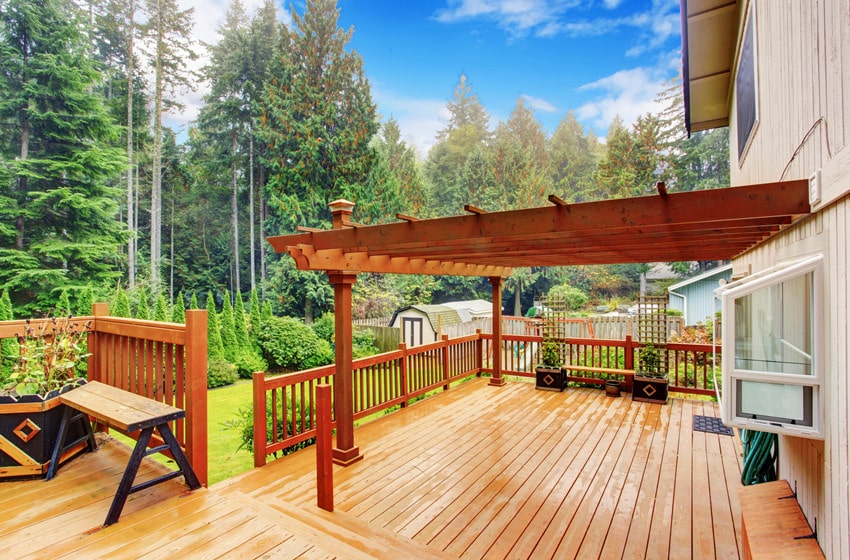  7 Stunning Pieces To Make Your Deck Useful & Impressive
